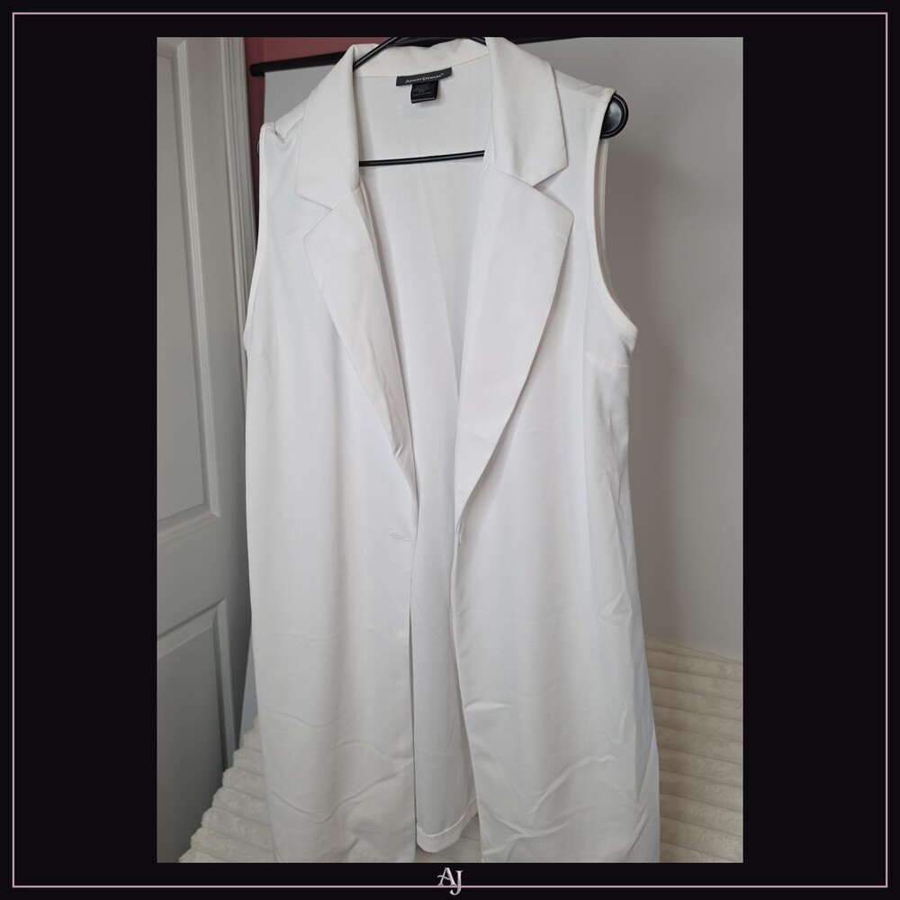 Ashley Stewart Sleeveless Blazer 1X White